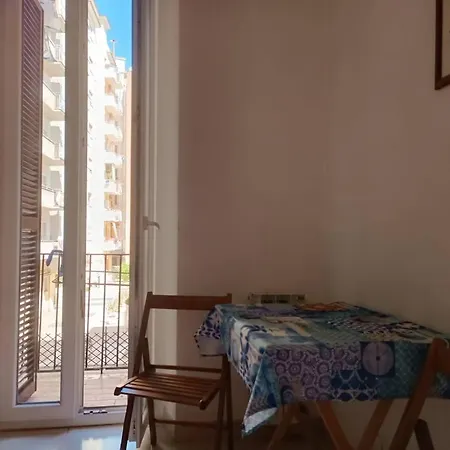 Guest house Affittacamere Vicino Stazione Trastevere.